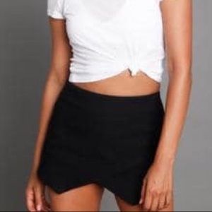American Threads Black Skort